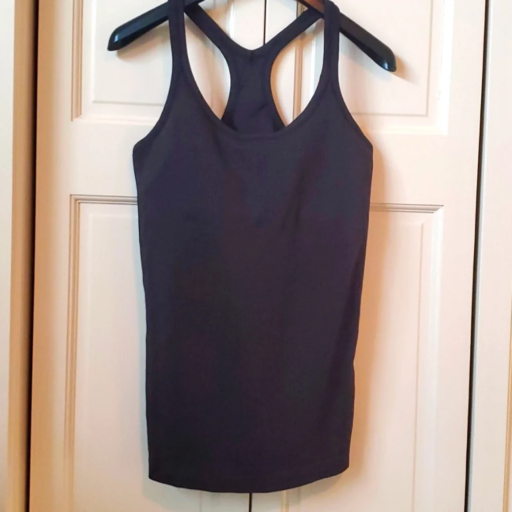 LULULEMON TANK, Built in Bra with Pads, Size 8, NWOT!